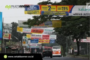 cetak spanduk